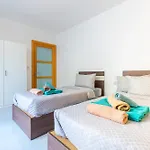 New Spacious 3bdr 2 Bth Bugibba