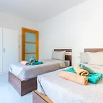 New Spacious 3bdr 2 Bth Bugibba San Pawl il-Baħar
