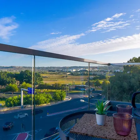 Apartamento New Spacious 3bdr 2 Bth Bugibba