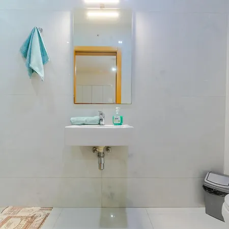 New Spacious 3bdr 2 Bth Bugibba San Pawl il-Baħar
