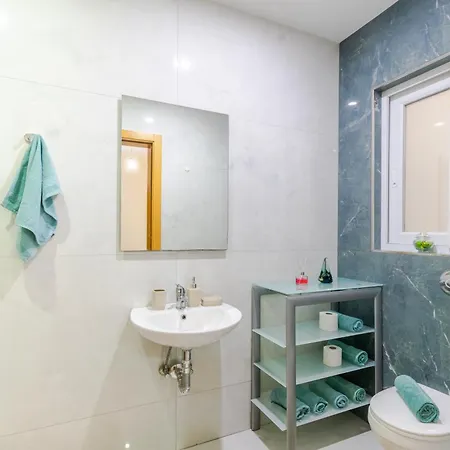 Apartment New Spacious 3bdr 2 Bth Bugibba St. Paul's Bay