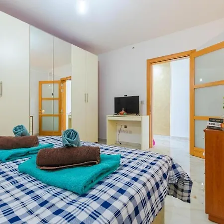 New Spacious 3bdr 2 Bth Bugibba