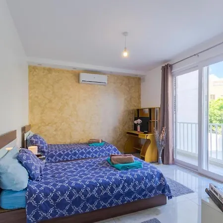 New Spacious 3bdr 2 Bth Bugibba Apartman San Pawl il-Baħar