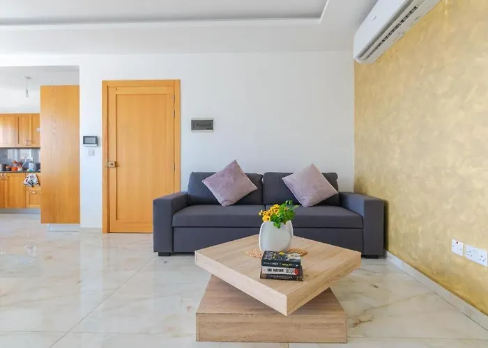 New Spacious 3bdr 2 Bth Bugibba Апартаменты *