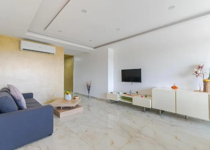 New Spacious 3bdr 2 Bth Bugibba Апартаменты Сент-Полс-Бей