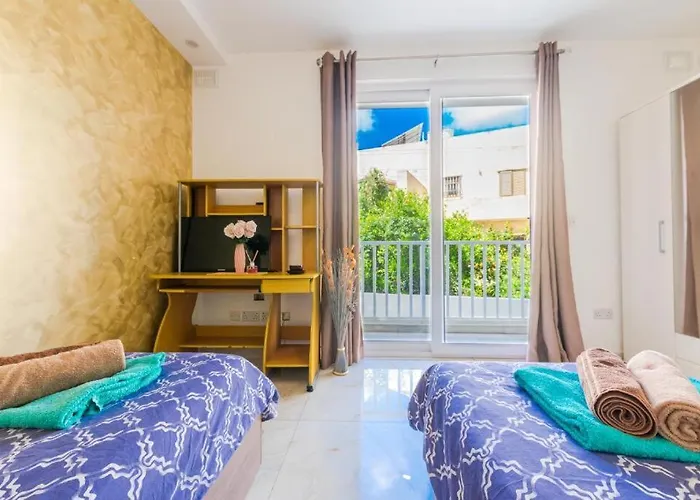 New Spacious 3bdr 2 Bth Bugibba Апартаменты Сент-Полс-Бей