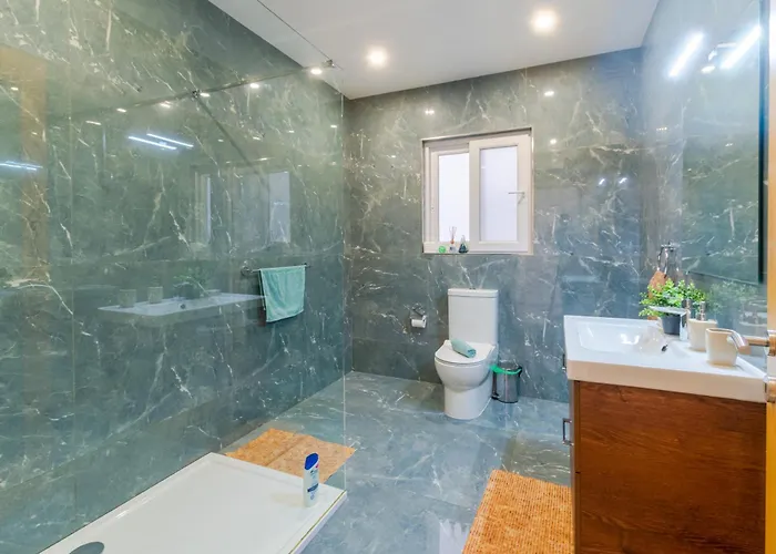 New Spacious 3bdr 2 Bth Bugibba Апартаменты Сент-Полс-Бей