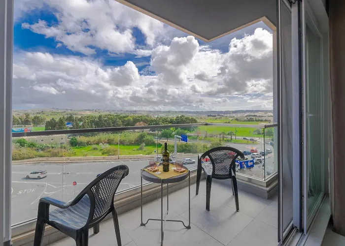 Апартаменты New Spacious 3bdr 2 Bth Bugibba Сент-Полс-Бей