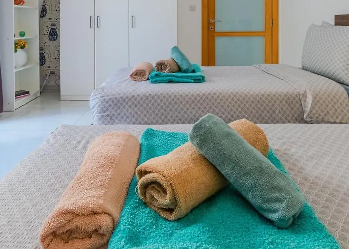 Apartment New Spacious 3bdr 2 Bth Bugibba St. Paul's Bay