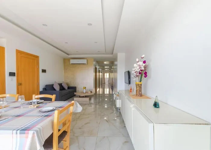 Apartment New Spacious 3bdr 2 Bth Bugibba St. Paul's Bay