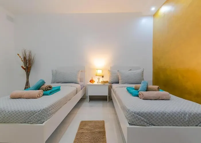 Apartment New Spacious 3bdr 2 Bth Bugibba *